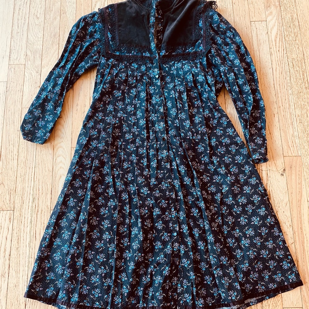 Gunne Sax Black Calico Floral Velvet Button Dress Gunnie RARE Dark moody - Picture 2 of 16